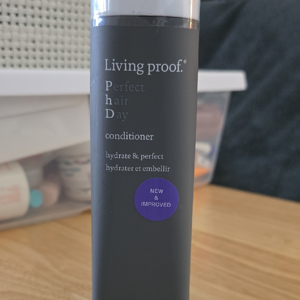 Living Proof Perfect Hair Day Conditioner - Gray and Purple